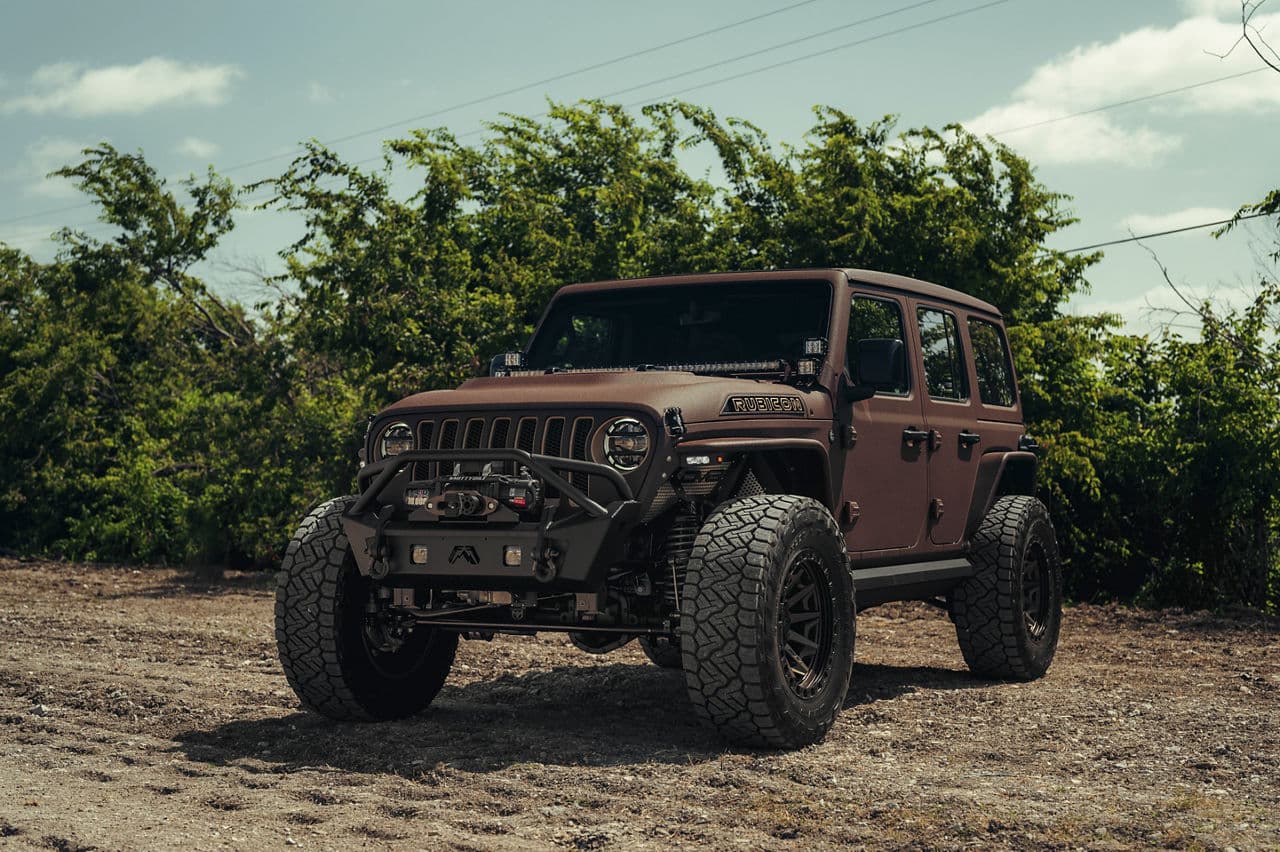 Front view of 2021 Jeep Wrangler Unlimited Rubicon with wheels
