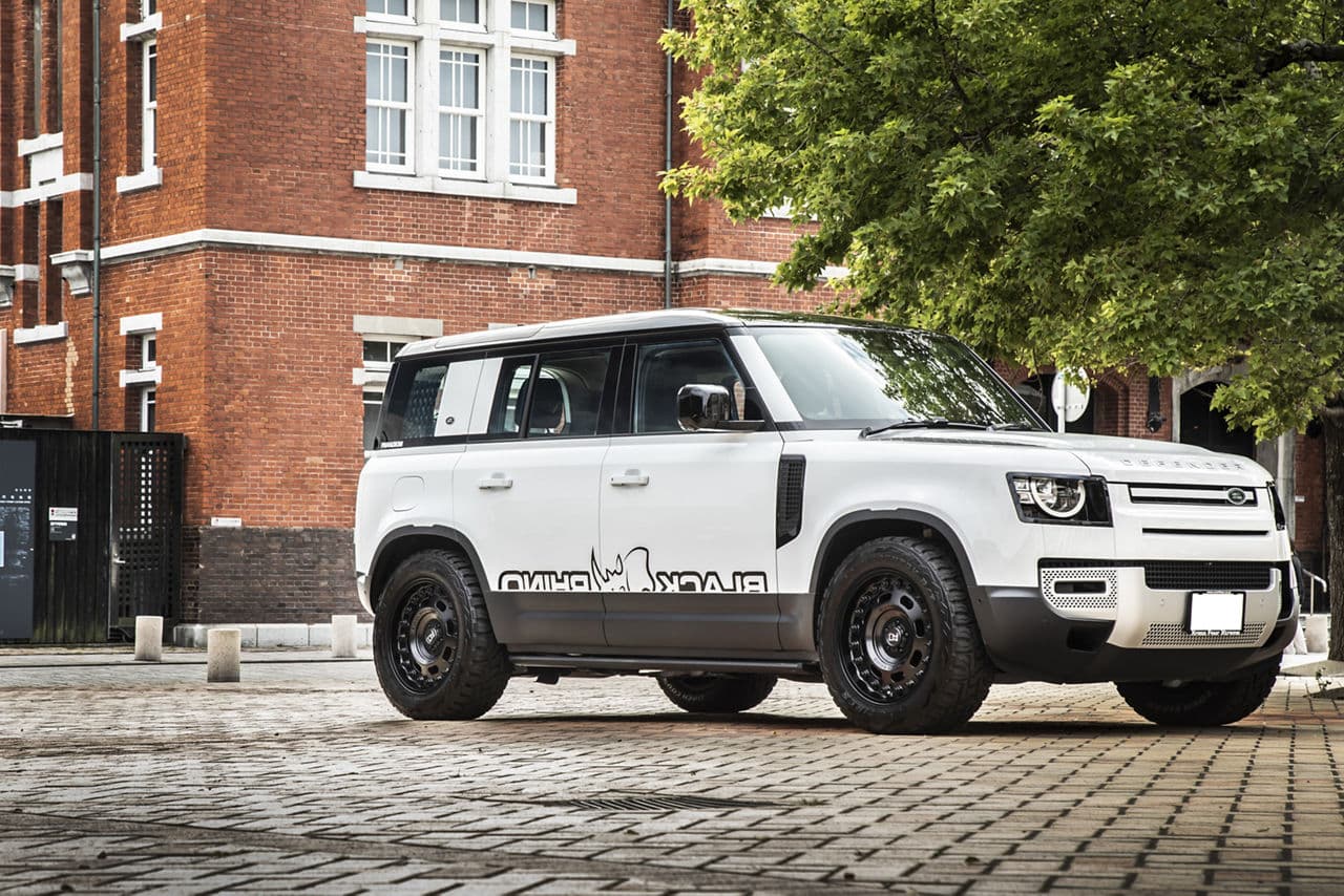 Front view of 2021 Land Rover Defender with wheels