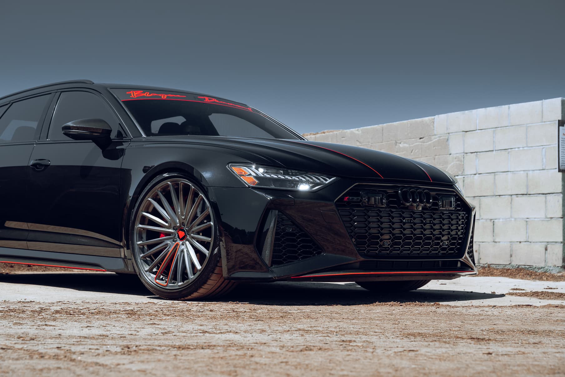 2022 Audi RS6 — wheels, detail view