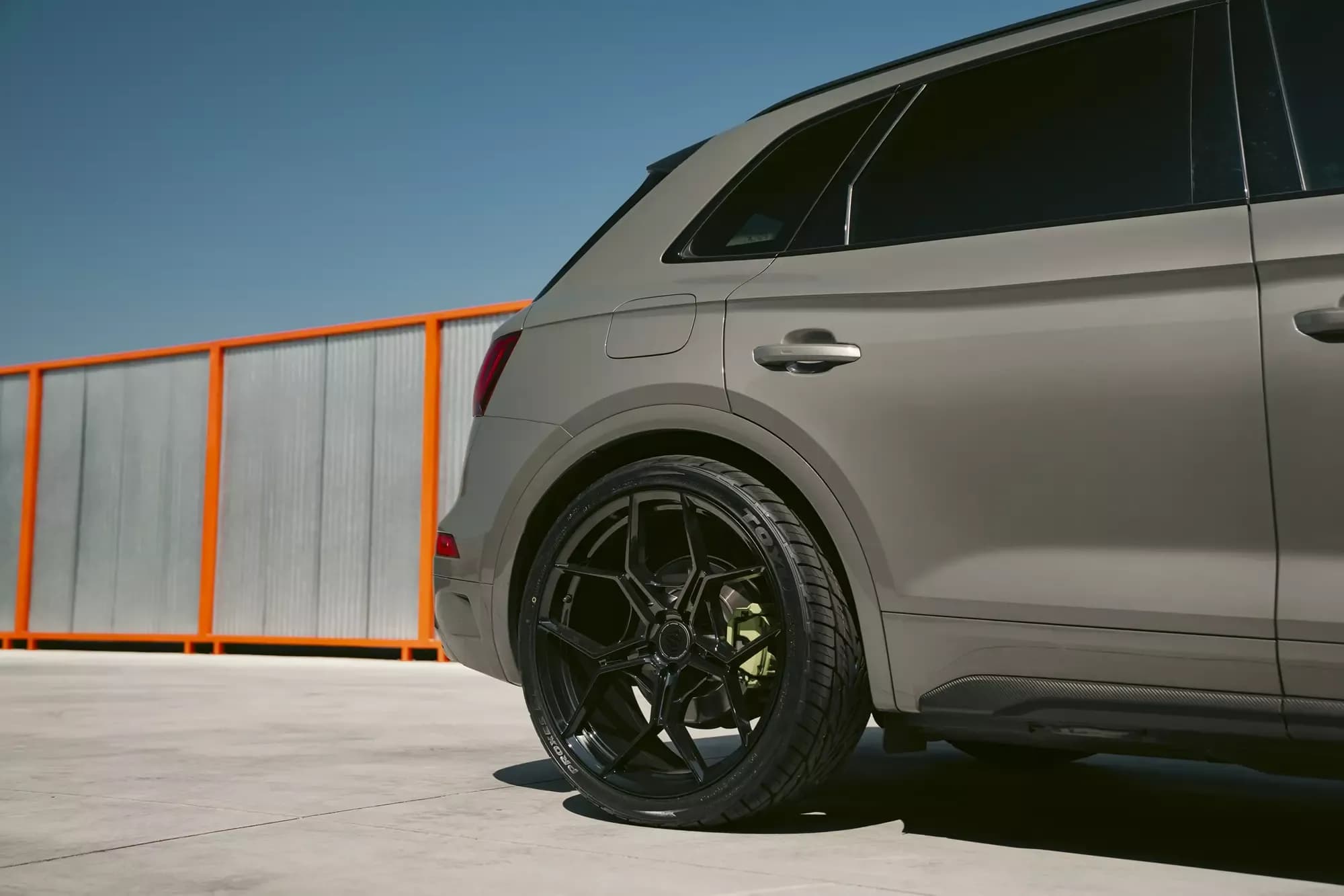 2022 Audi SQ5 — wheels, detail view