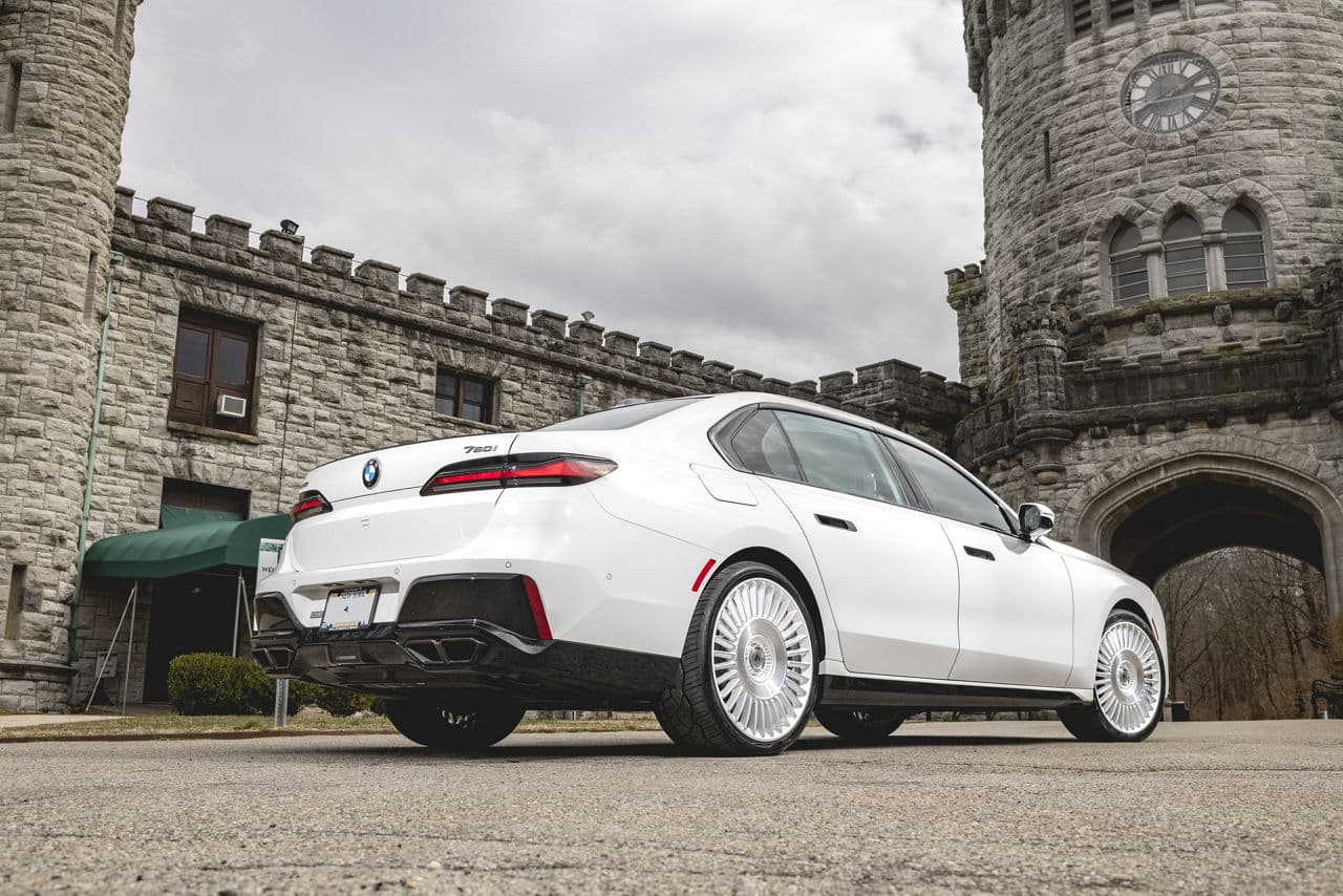 Rear view of 2022 BMW 7 Series with wheels