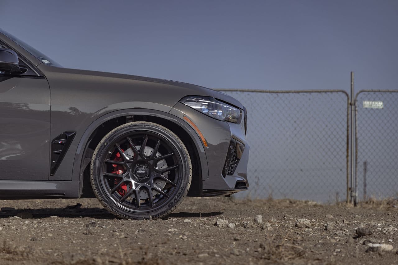 Rear view of 2022 BMW X5M with wheels