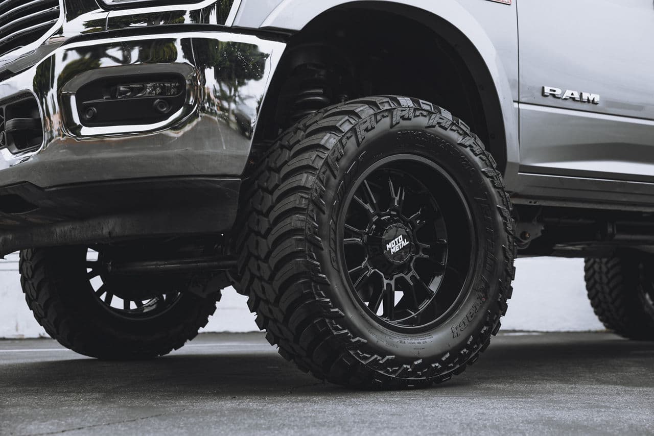 Side profile of 2022 Dodge Ram with truck suv wheels