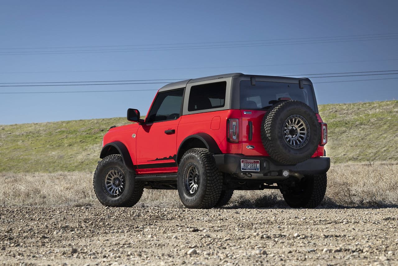 Front view of 2022 Ford Bronco with truck suv wheels