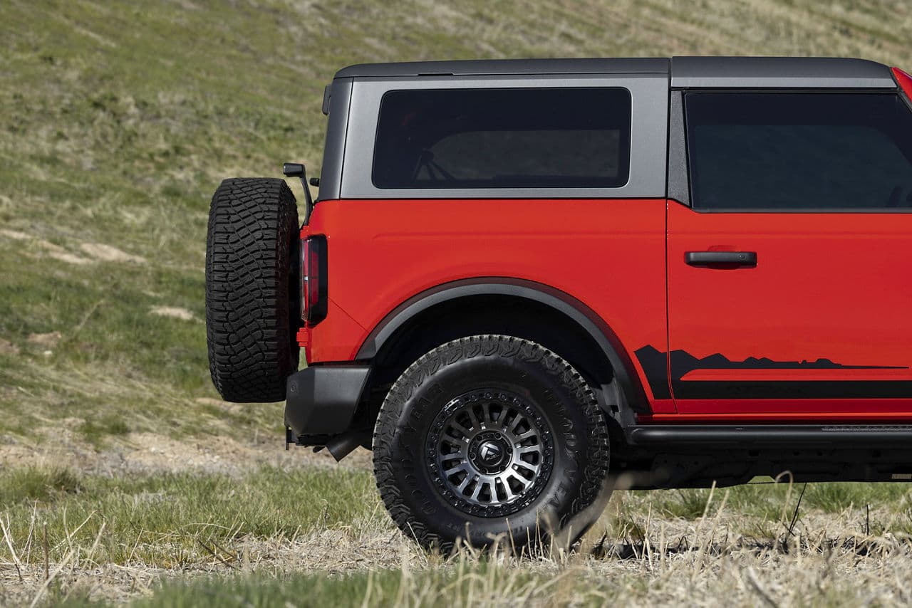 Interior of 2022 Ford Bronco with truck suv wheels