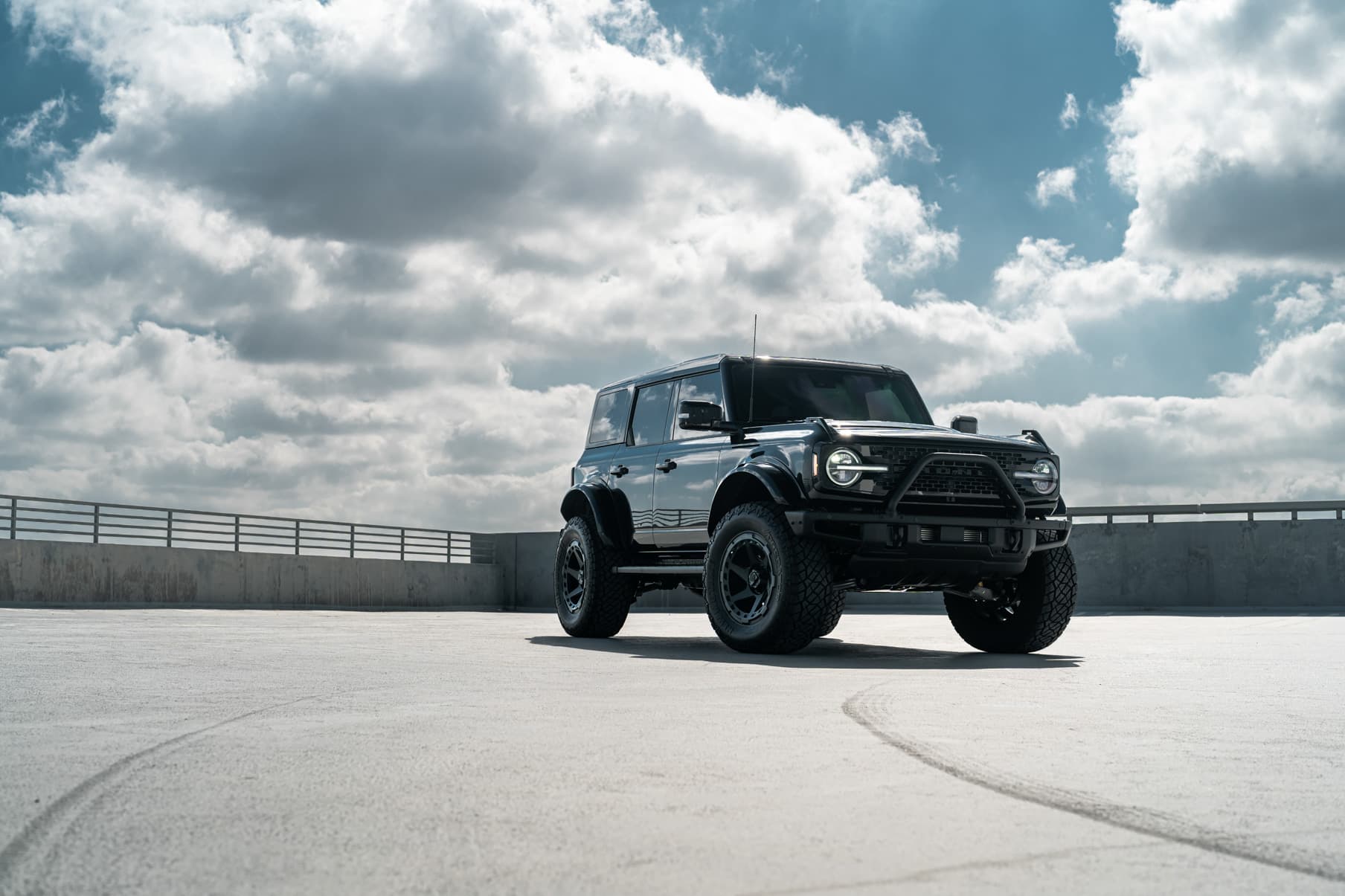 2022 Ford Bronco — wheels, side profile
