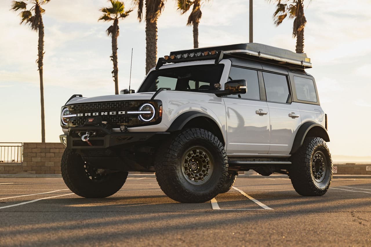 Front view of 2022 Ford Bronco with wheels