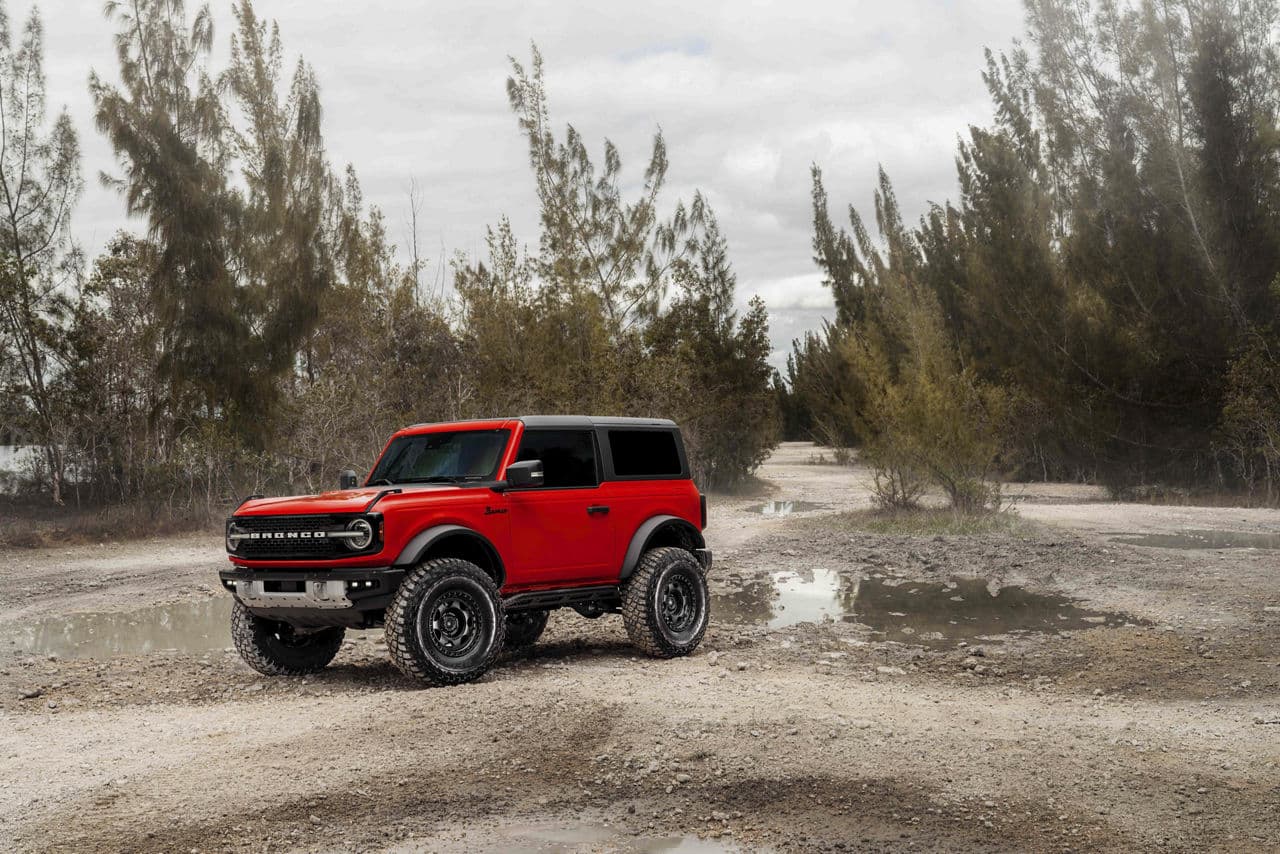 Front view of 2022 Ford Bronco with wheels