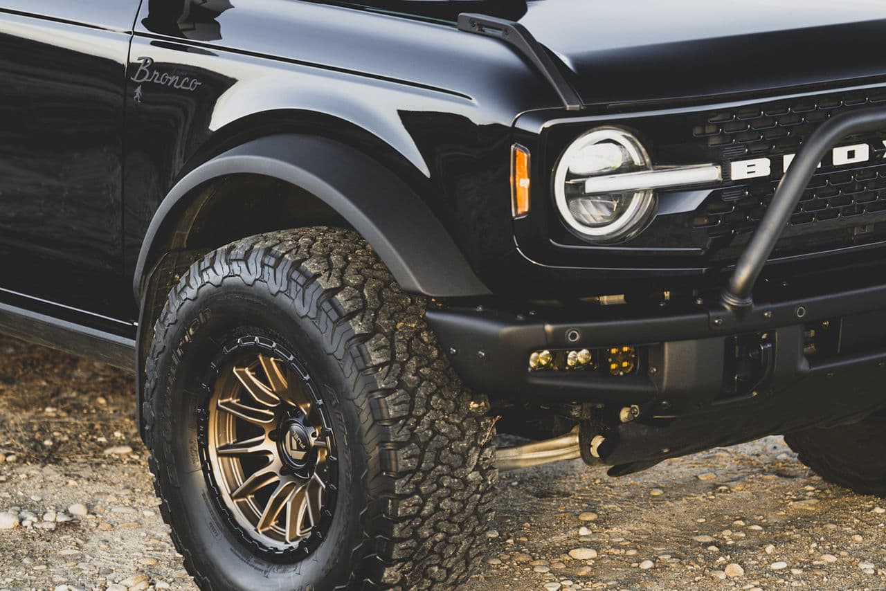 Detail view of 2022 Ford Bronco with wheels