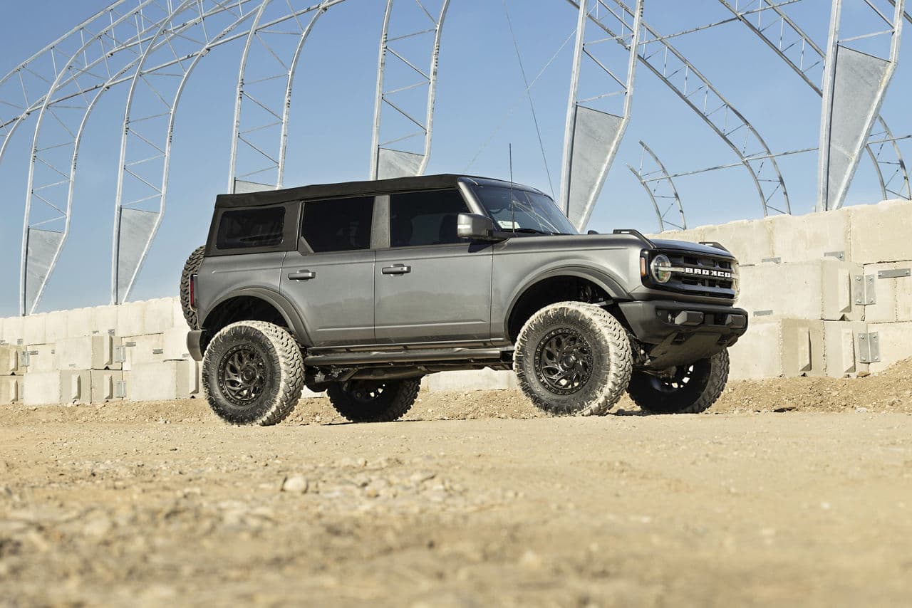 Front view of 2022 Ford Bronco with wheels