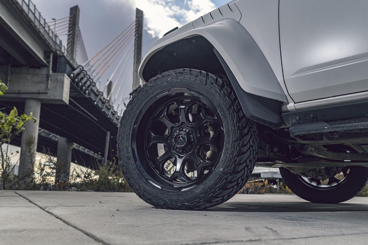 Side profile of 2022 Ford Bronco with wheels