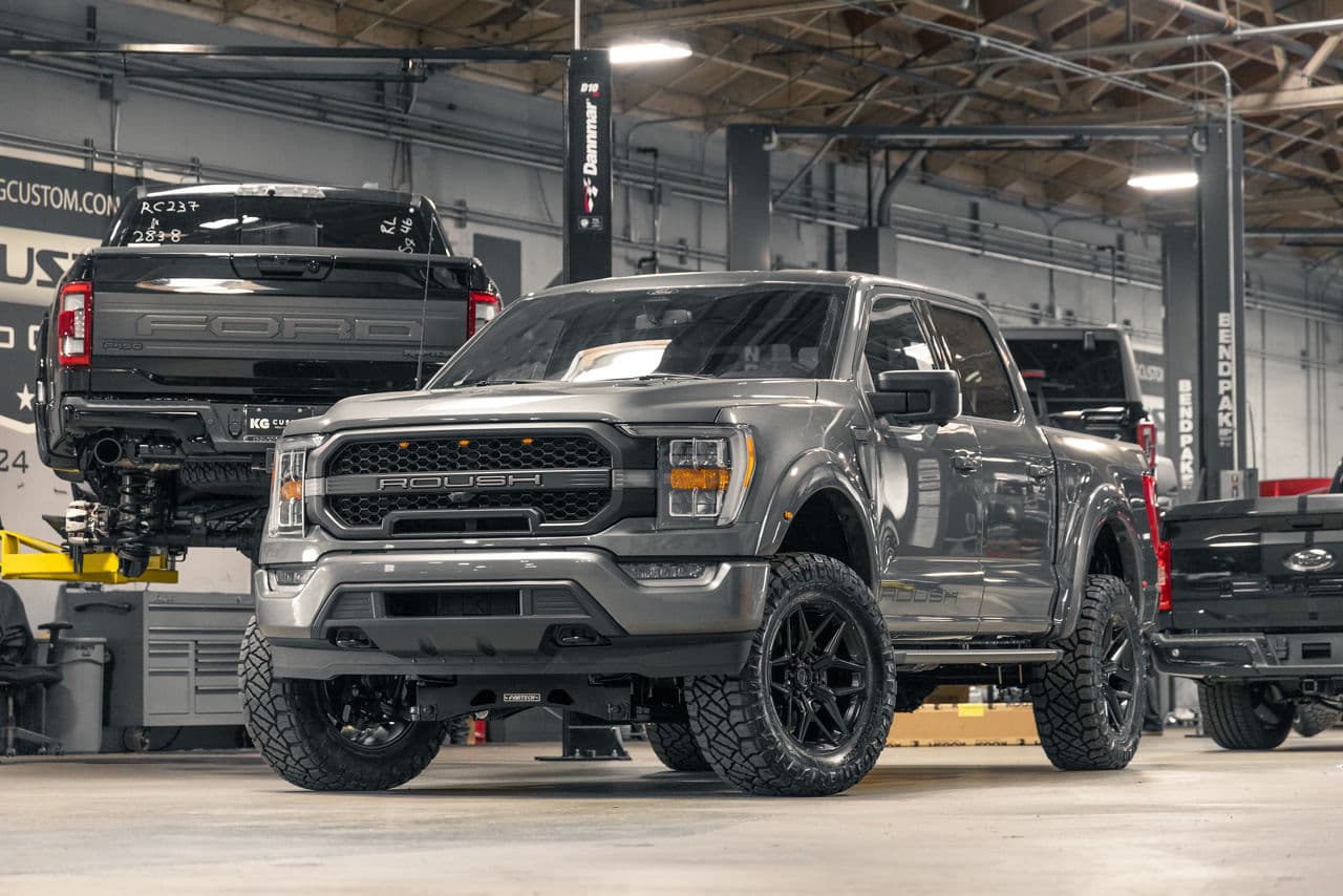 Front view of 2022 Ford F150 with wheels
