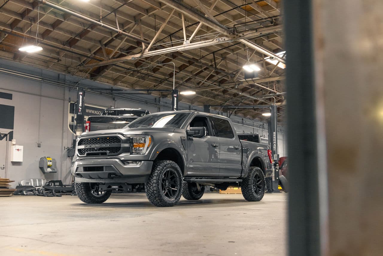 Side profile of 2022 Ford F150 with wheels