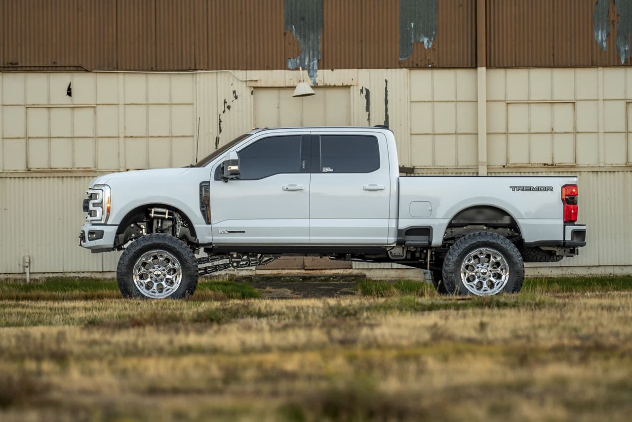 Detail view of 2022 Ford F250 with truck suv wheels