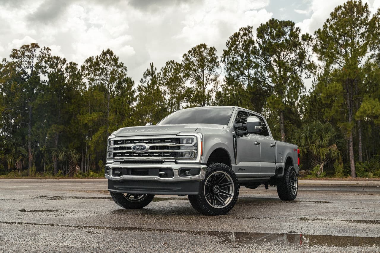 Front view of 2022 Ford F250 with truck suv wheels