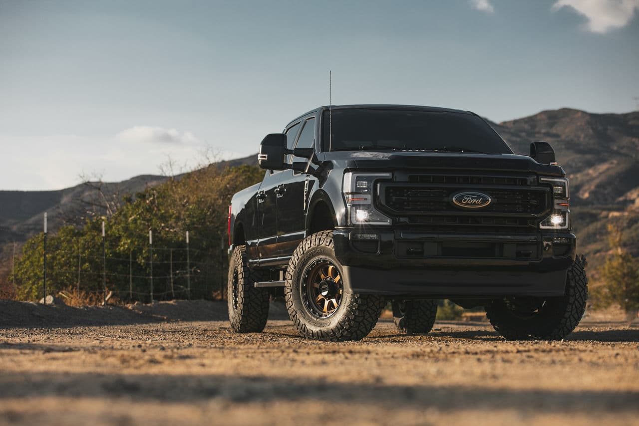 Front view of 2022 Ford F250 with wheels