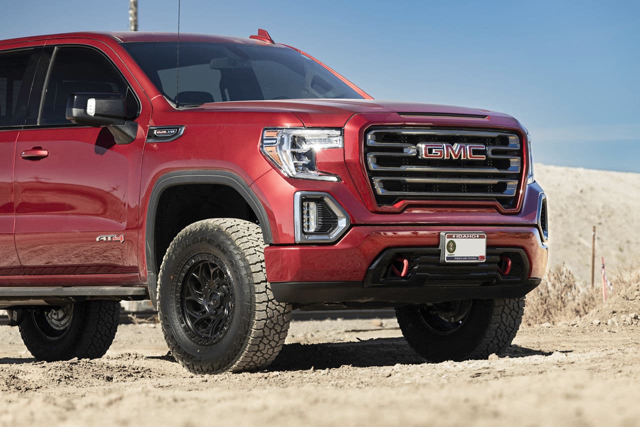 Side profile of 2022 GMC Sierra with truck suv wheels