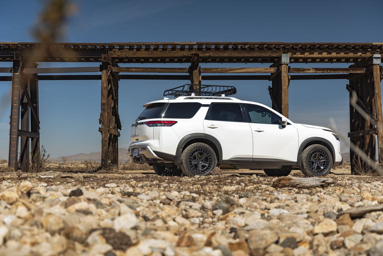 Rear view of 2022 Nissan Pathfinder with wheels