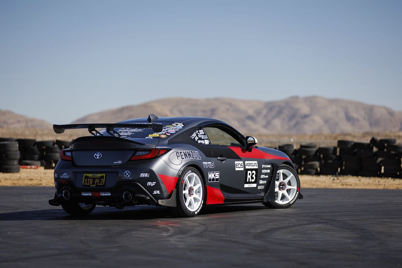 Front view of 2022 Toyota GR86 with wheels