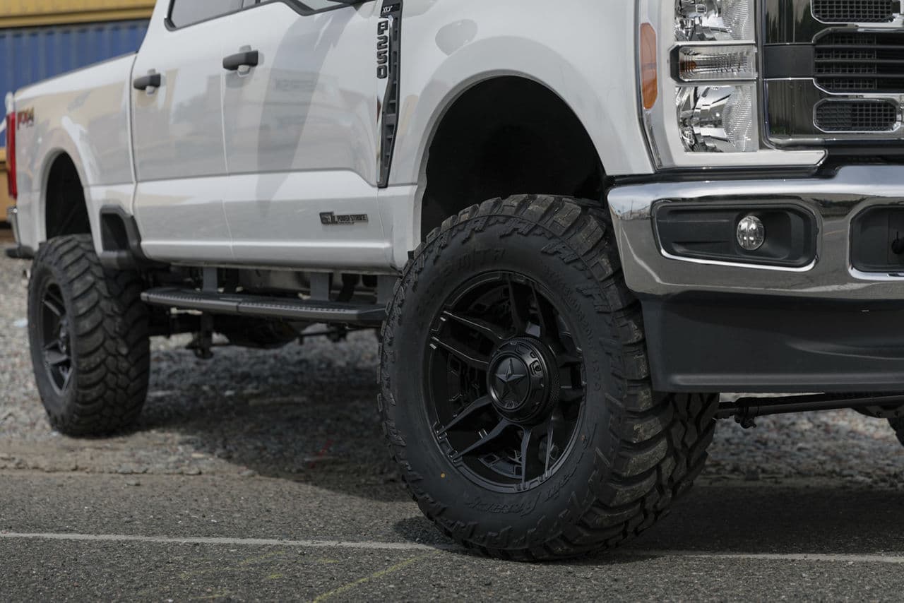 Detail view of 2023 Ford F250 with wheels