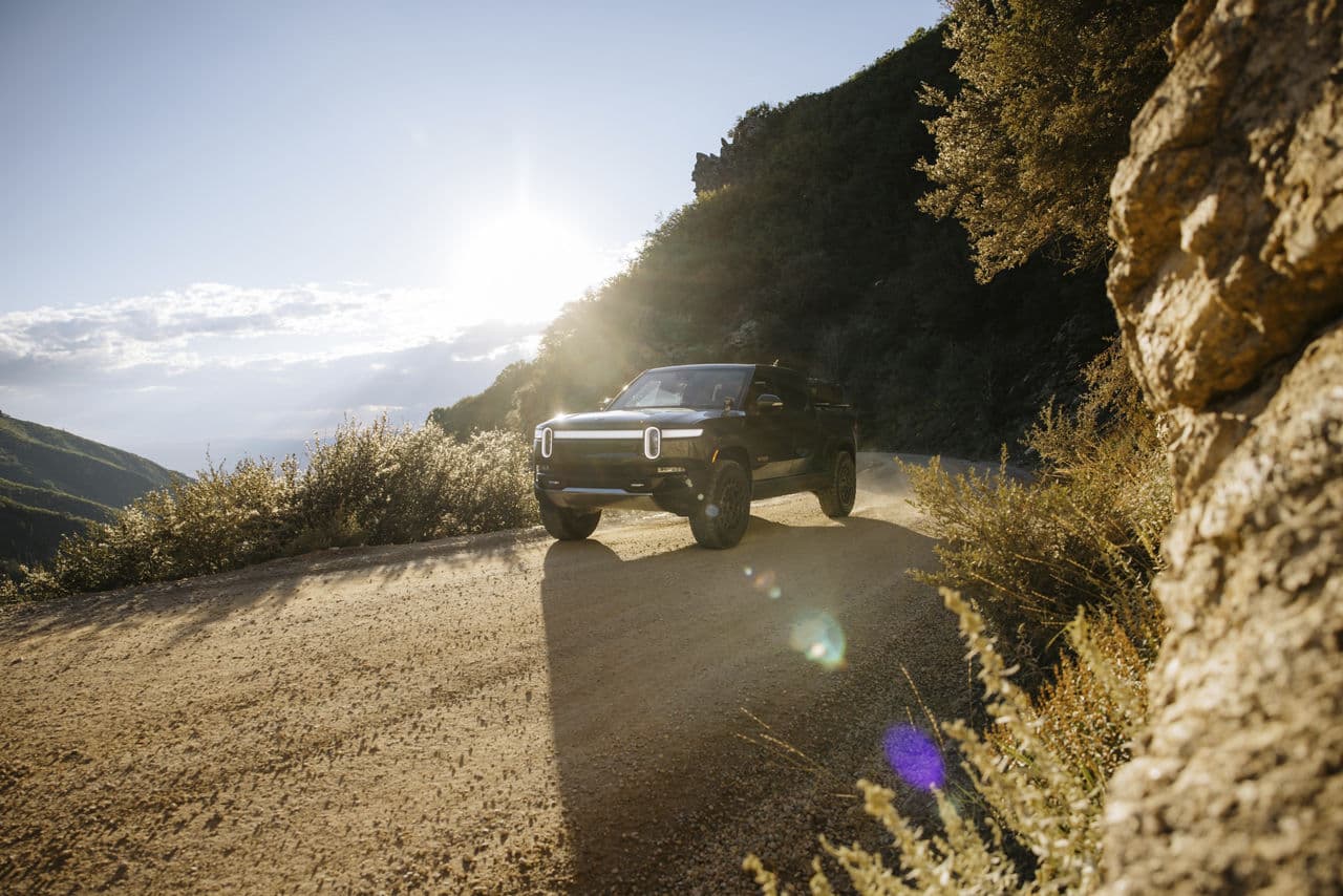 Rear view of 2023 Rivian R1T with truck suv wheels