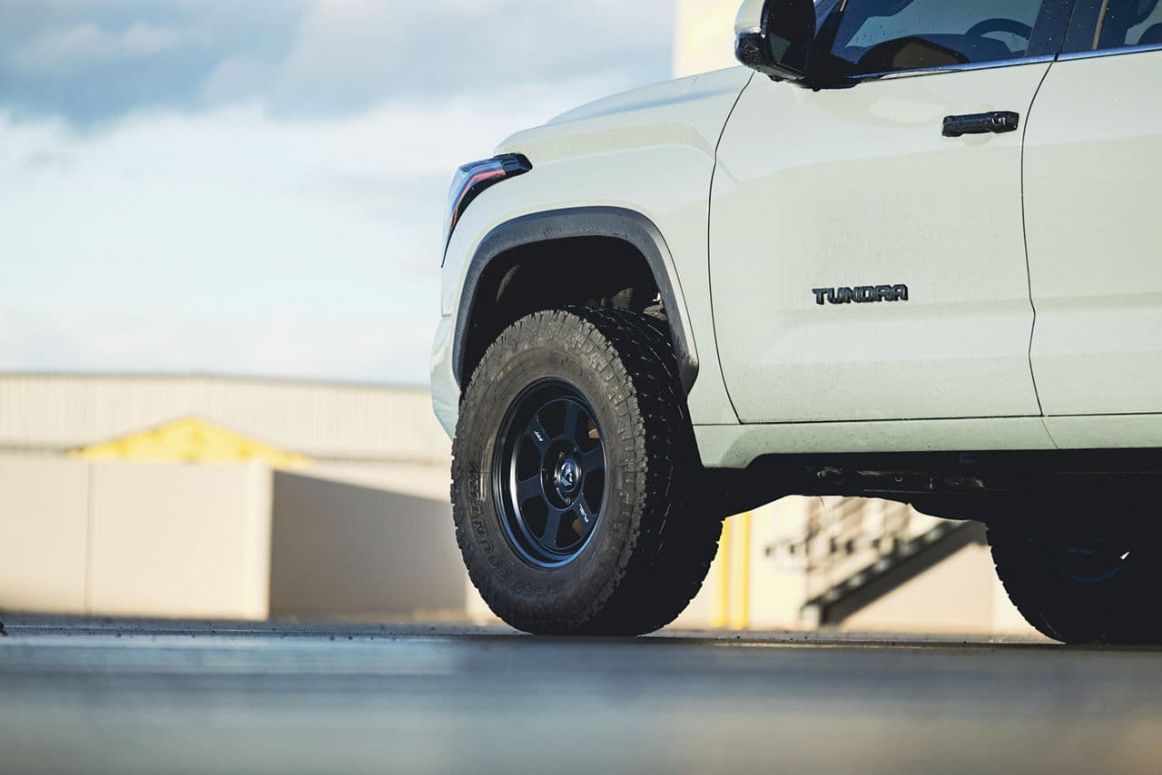 Side profile of 2023 Toyota Tundra with truck suv wheels