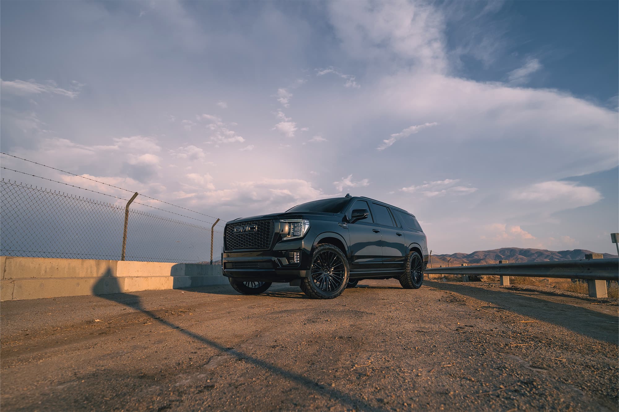 2024 GMC Yukon Denali — wheels, side profile