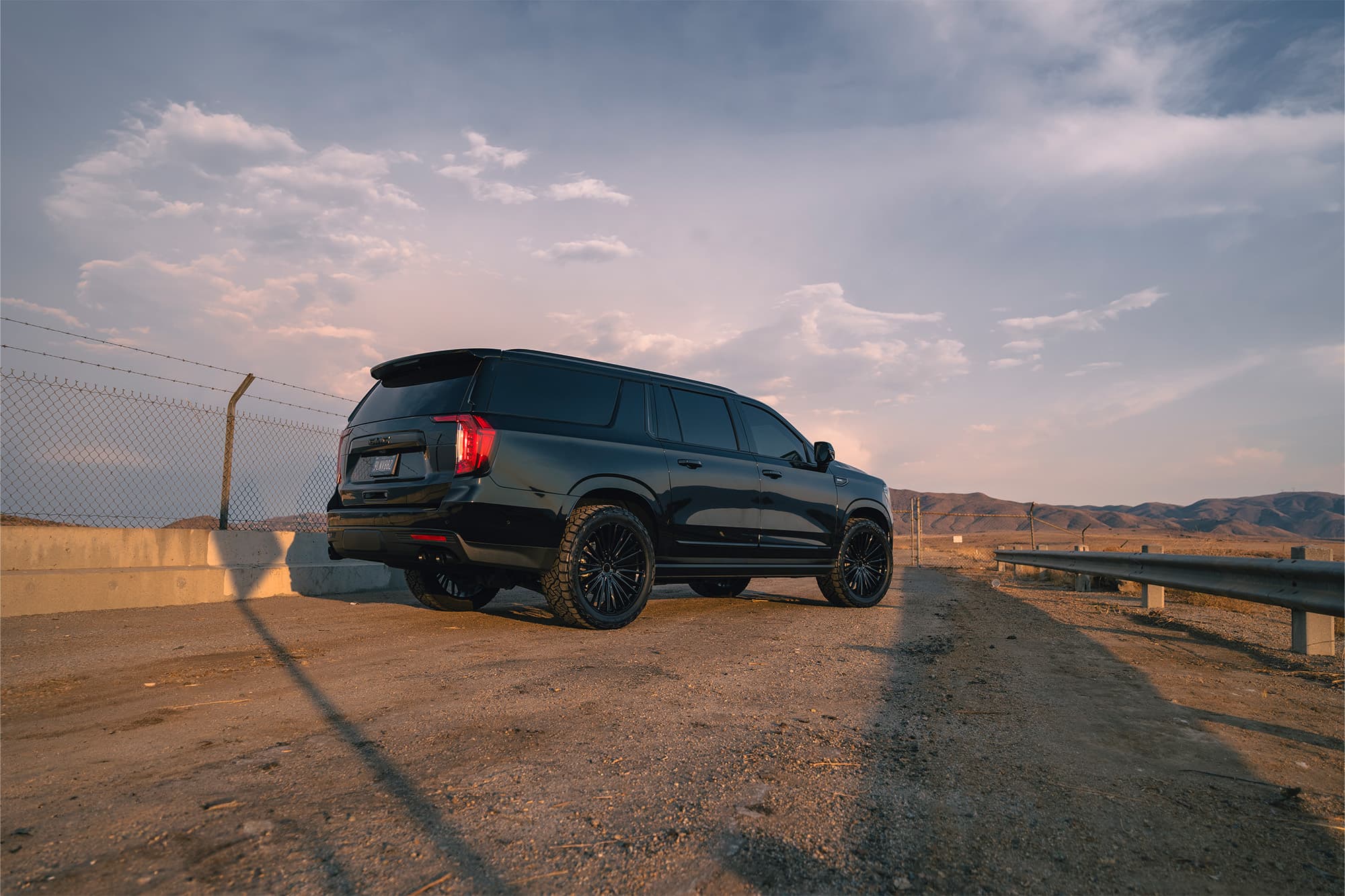 2024 GMC Yukon Denali — wheels, interior