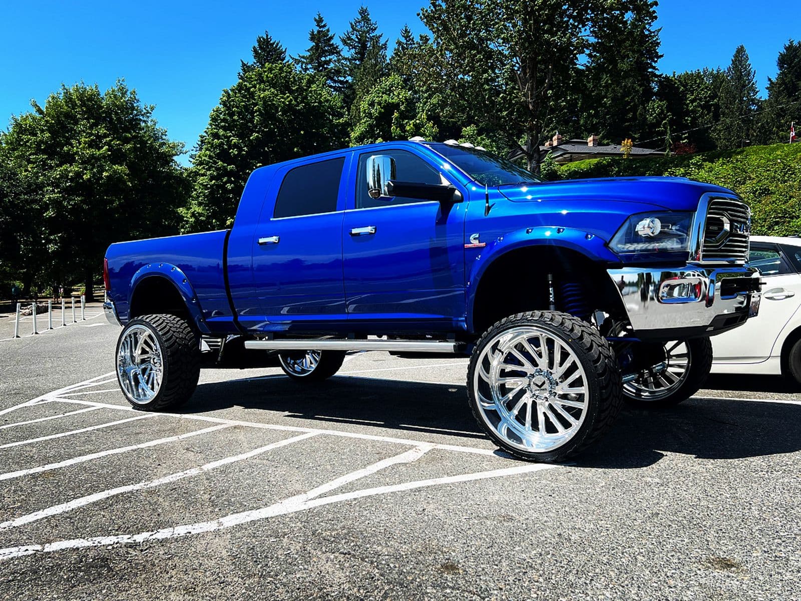 2014 Dodge Ram 3500 - Image 3
