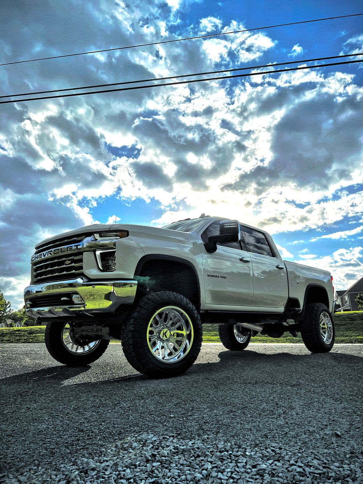 2023 Chevrolet 3500HD Silverado - Image 3