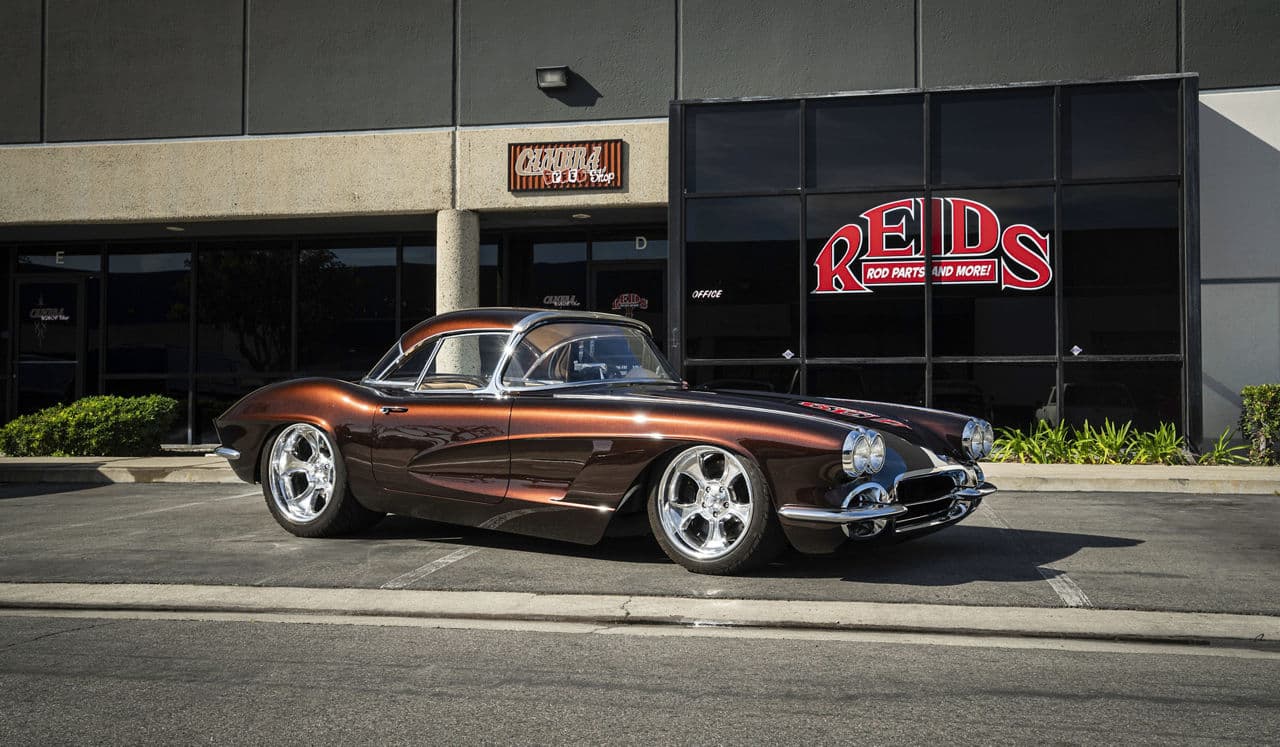 Front view of 1962 Chevrolet Corvette with wheels