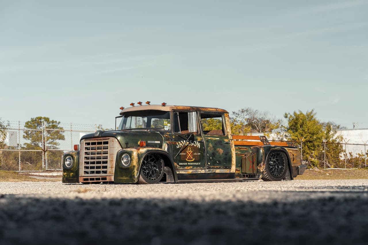 Front view of 1963 International Loadstar 600 with truck suv wheels
