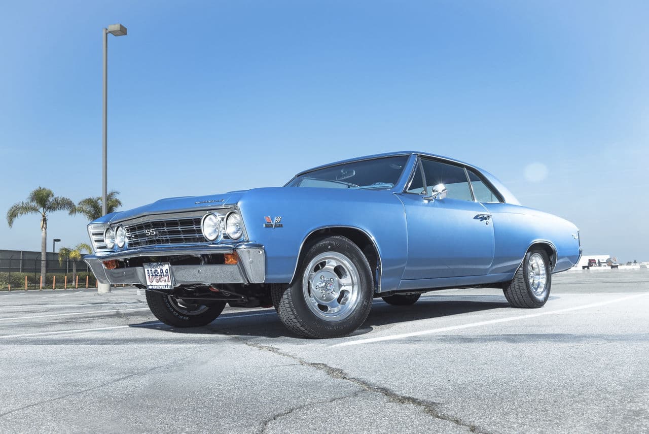Front view of 1967 Chevrolet Chevelle with wheels