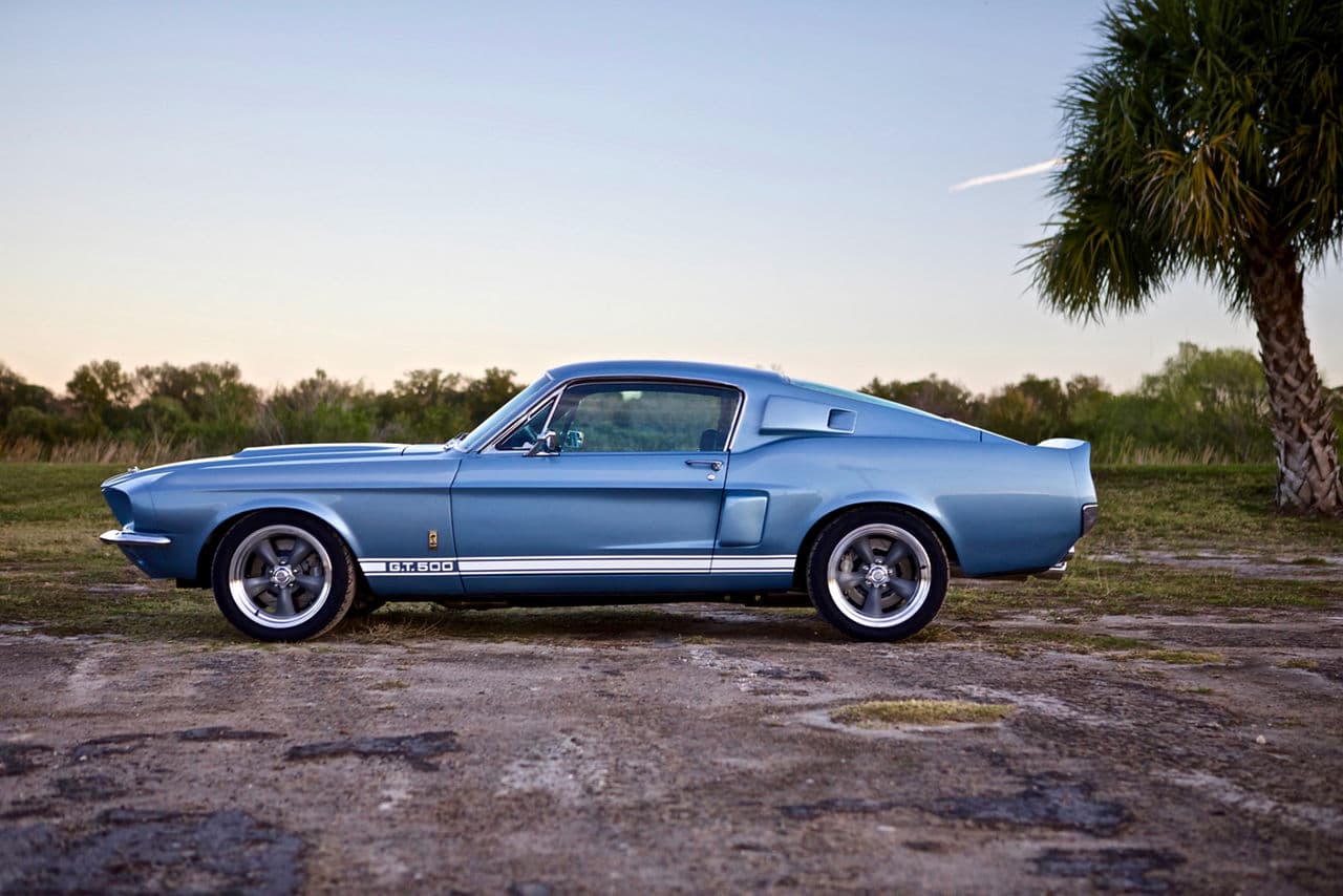 Side profile of 1967 Ford Mustang Shelby GT500 with wheels