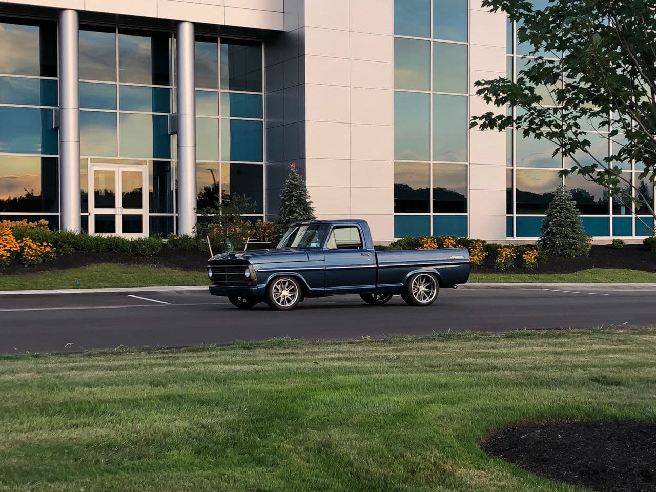 Side profile of 1968 Ford F100 with wheels