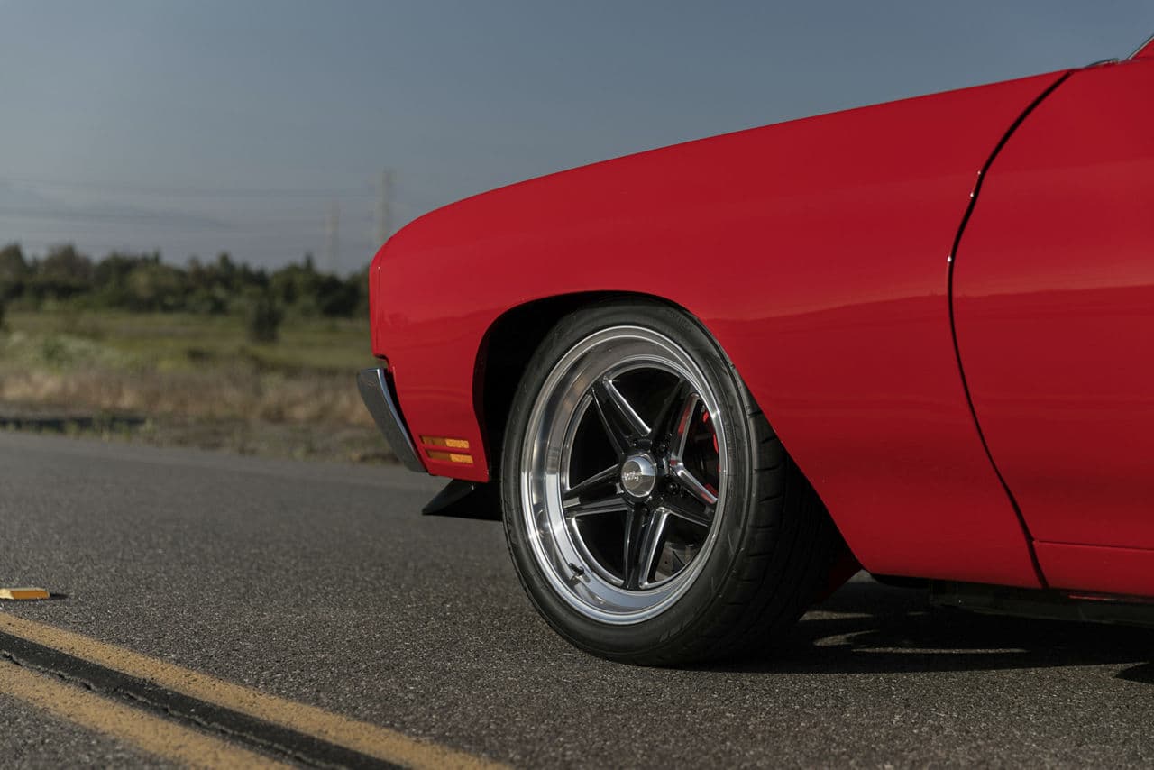 Side profile of 1970 Chevrolet Chevelle with wheels