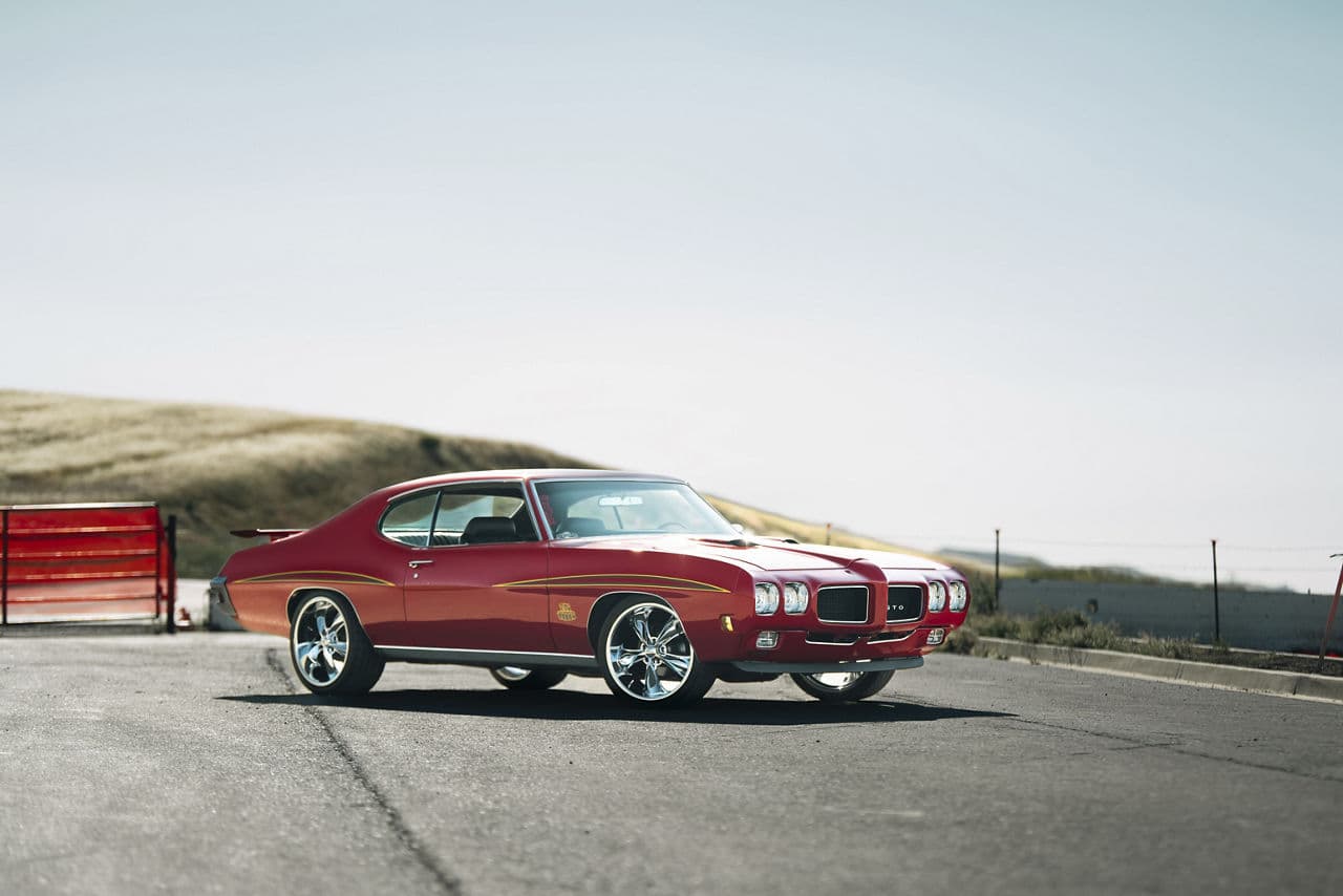 Front view of 1970 Pontiac GTO with wheels