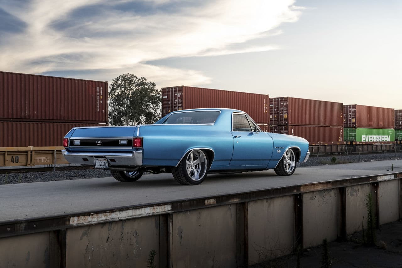 Front view of 1971 Chevrolet El Camino with wheels