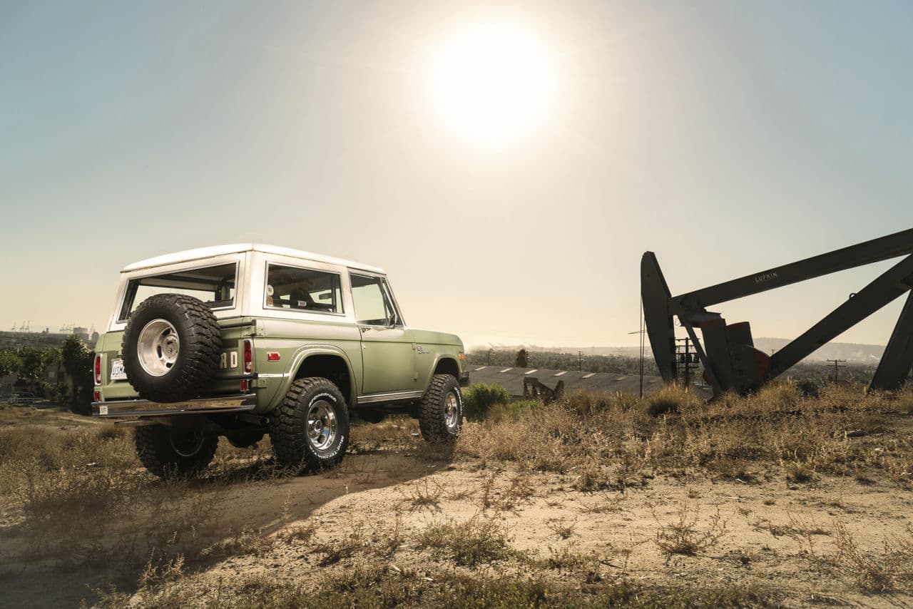 Rear view of 1971 Ford Bronco with wheels