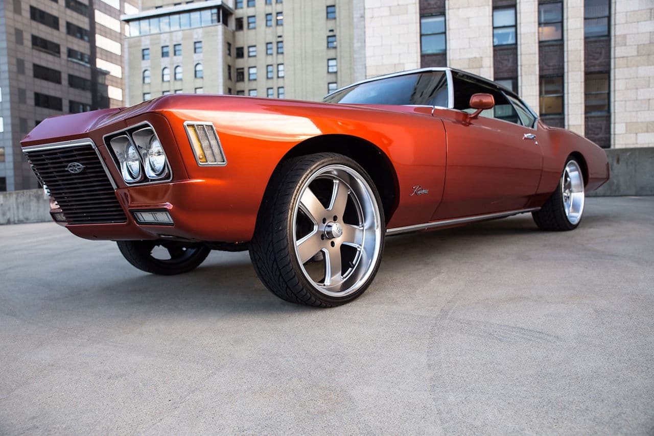 Rear view of 1972 Buick Riviera with wheels