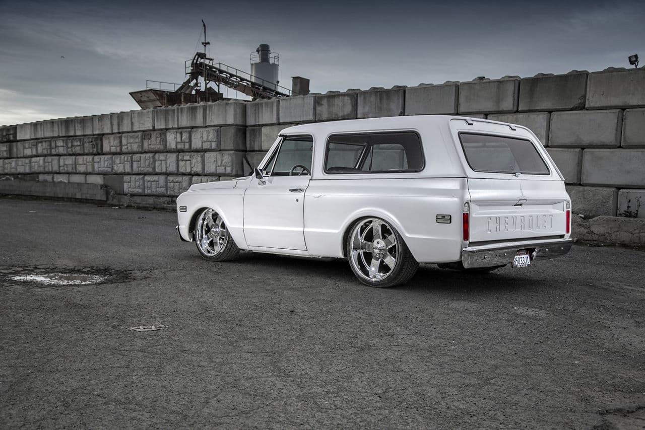 Front view of 1972 Chevrolet Blazer with wheels