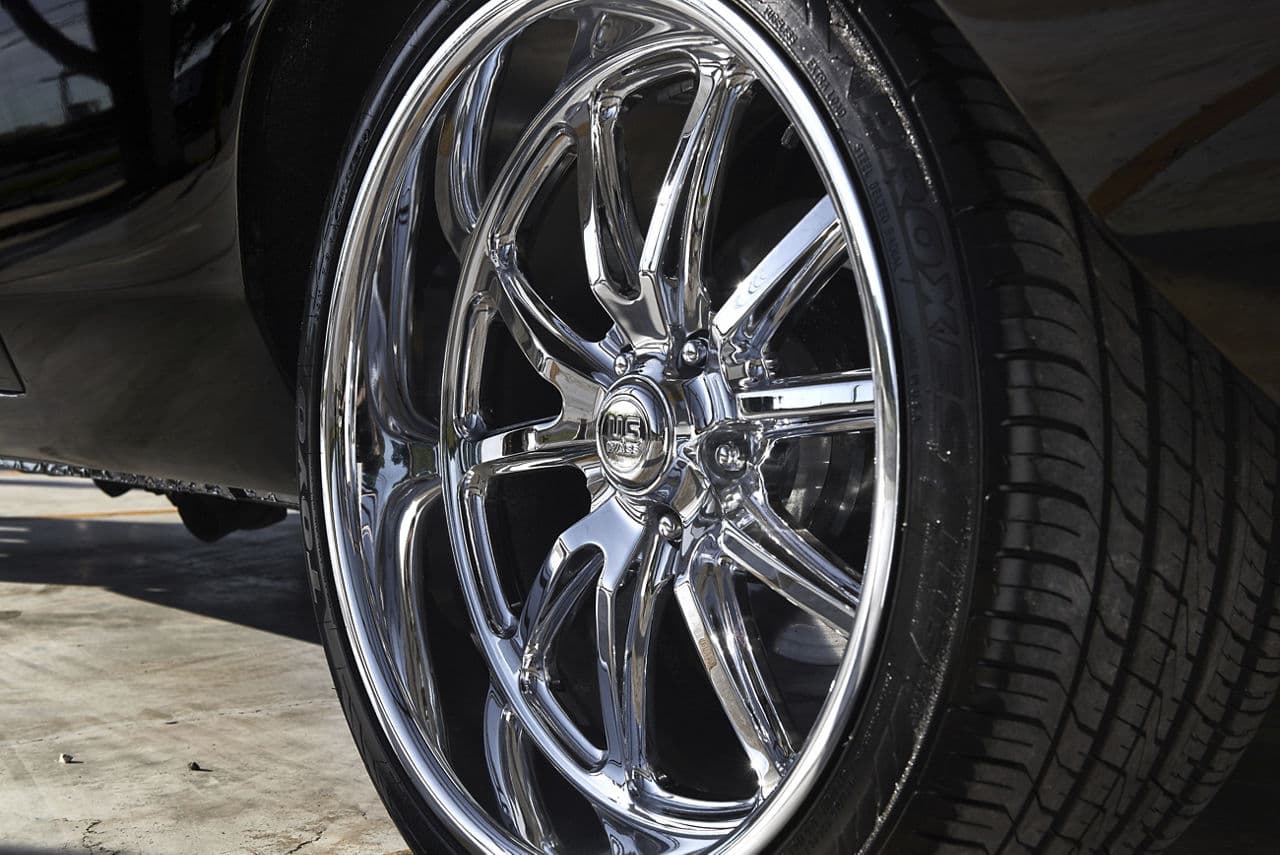 Side profile of 1973 Dodge Charger with wheels