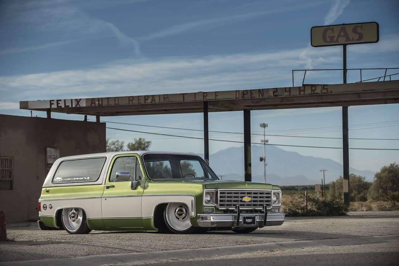 Front view of 1976 Chevrolet Blazer with wheels