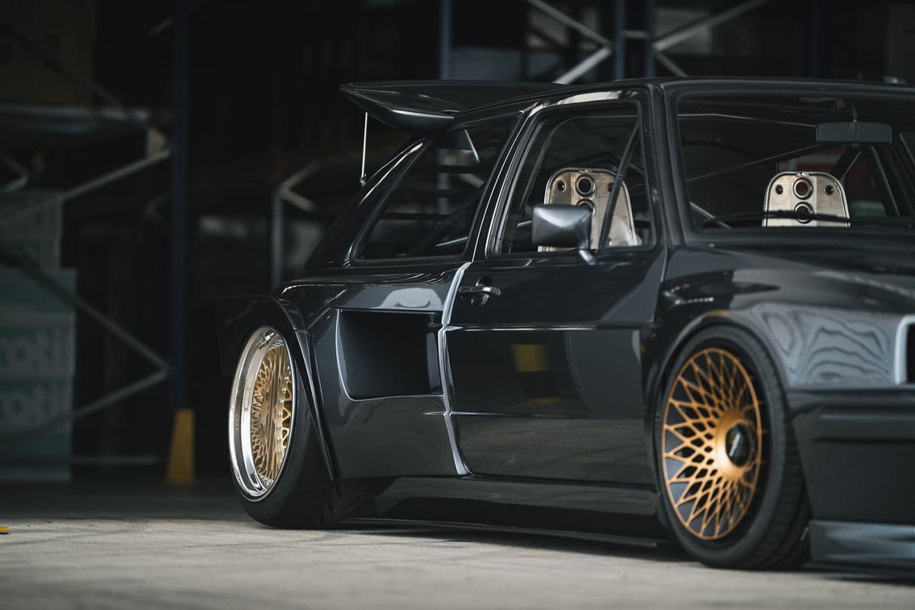 Detail view of 1986 Volkswagen Golf with wheels