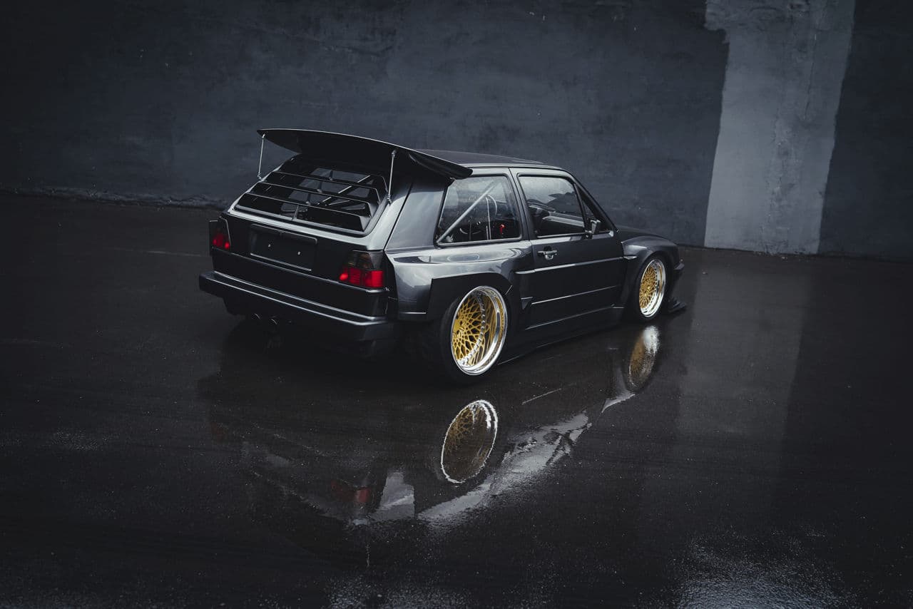 Detail view of 1986 Volkswagen Golf with wheels