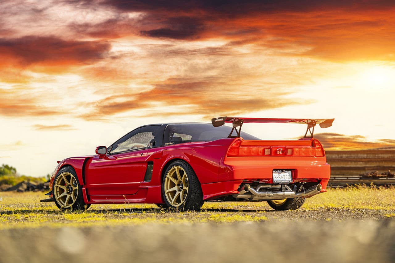 Side profile of 1990 Honda NSX with wheels