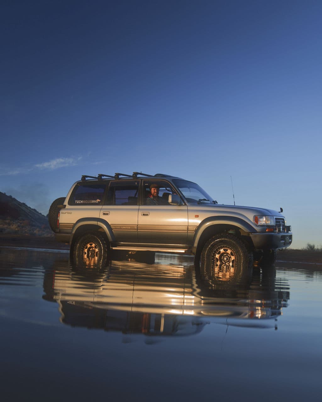 Front view of 1990 Toyota Land Cruiser with truck suv wheels