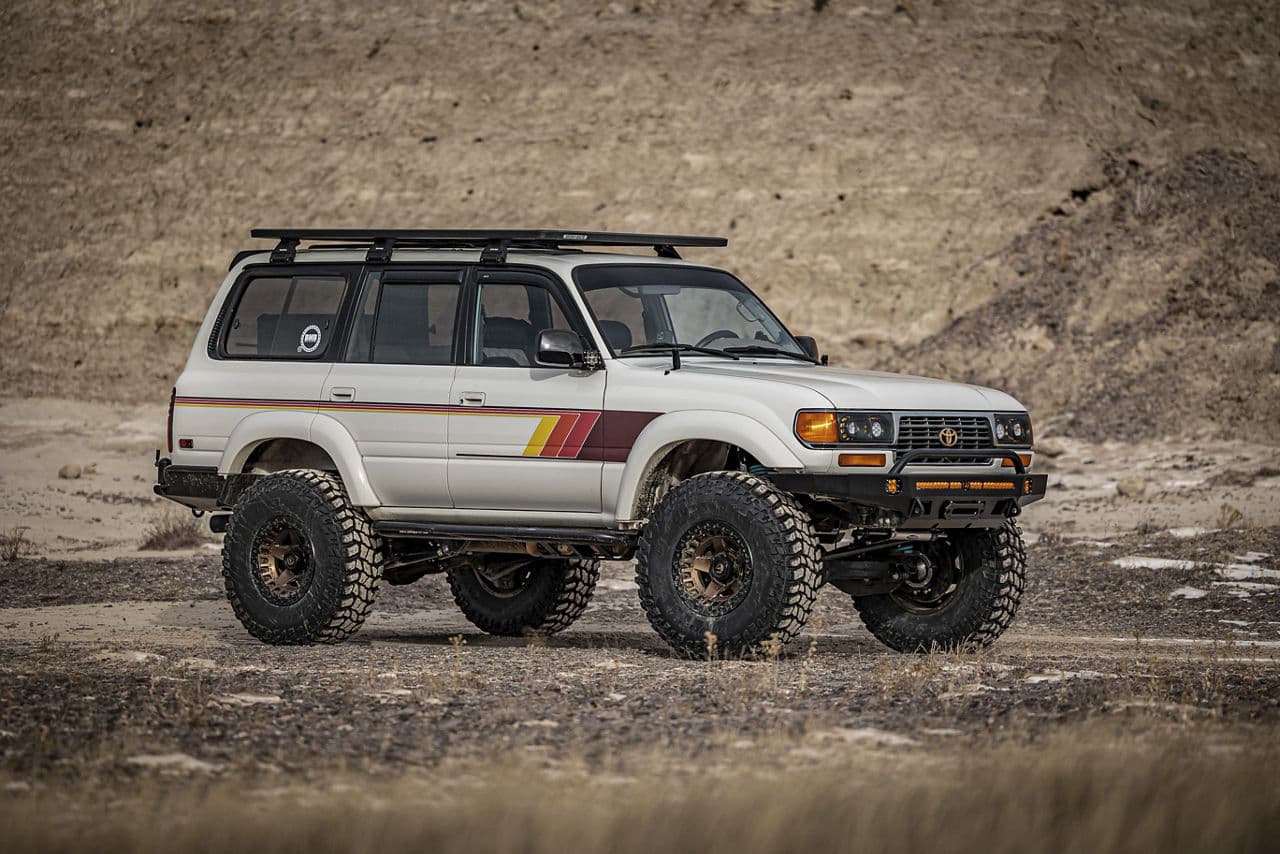 Front view of 1990 Toyota Land Cruiser with truck suv wheels
