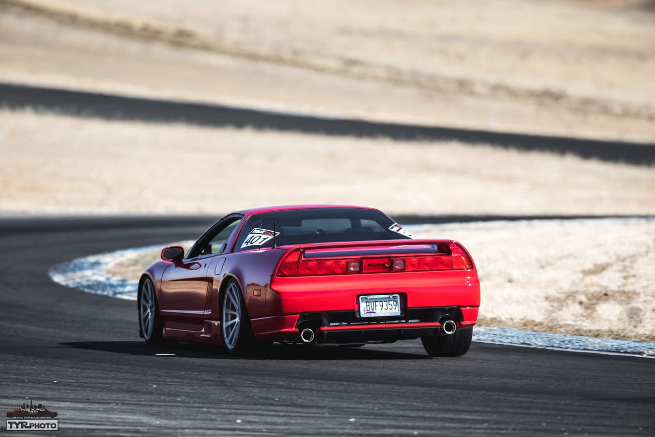 Side profile of 1992 Acura NSX with wheels
