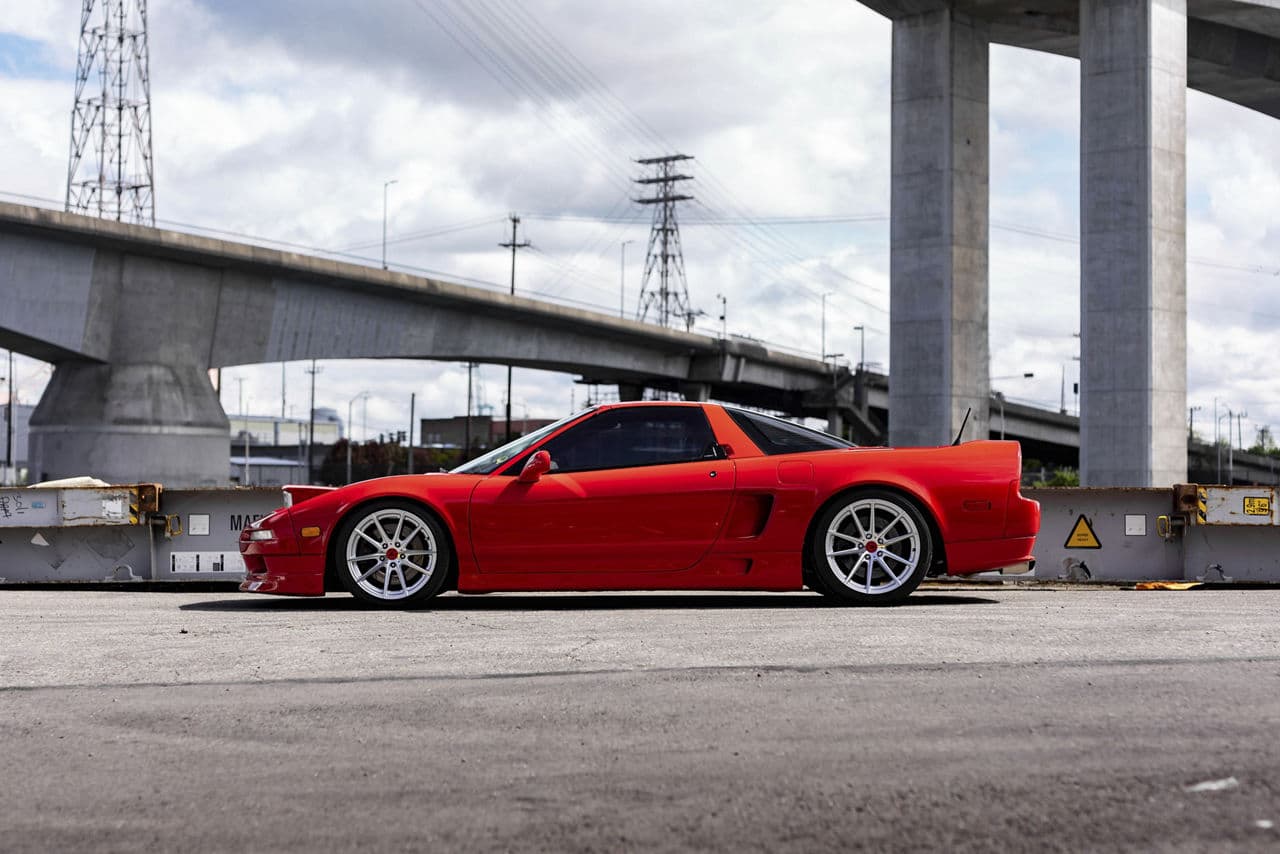 Detail view of 1993 Acura NSX with wheels